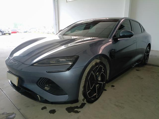 BYD - SEAL AWD GS 590EV  2023 / 2024